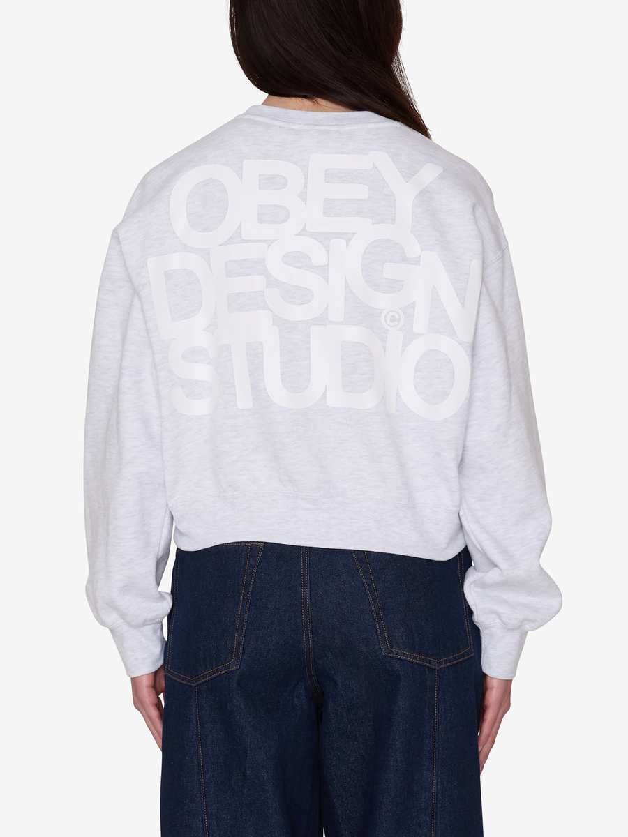 OBEY — Свитшот W Design Studio Cropped Crew Ash Heather Grey