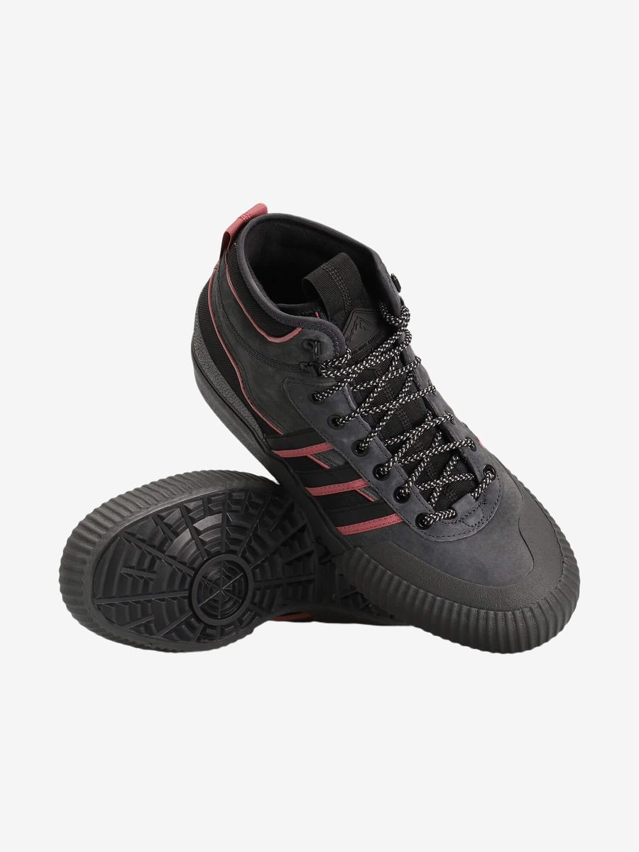 ADIDAS ORIGINALS — Akando ATR Boots Core Black/Red/Carbon
