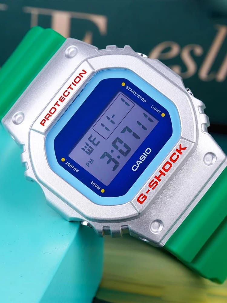 CASIO — Часы G-Shock DW-5600EU-8A3 Silver/Green