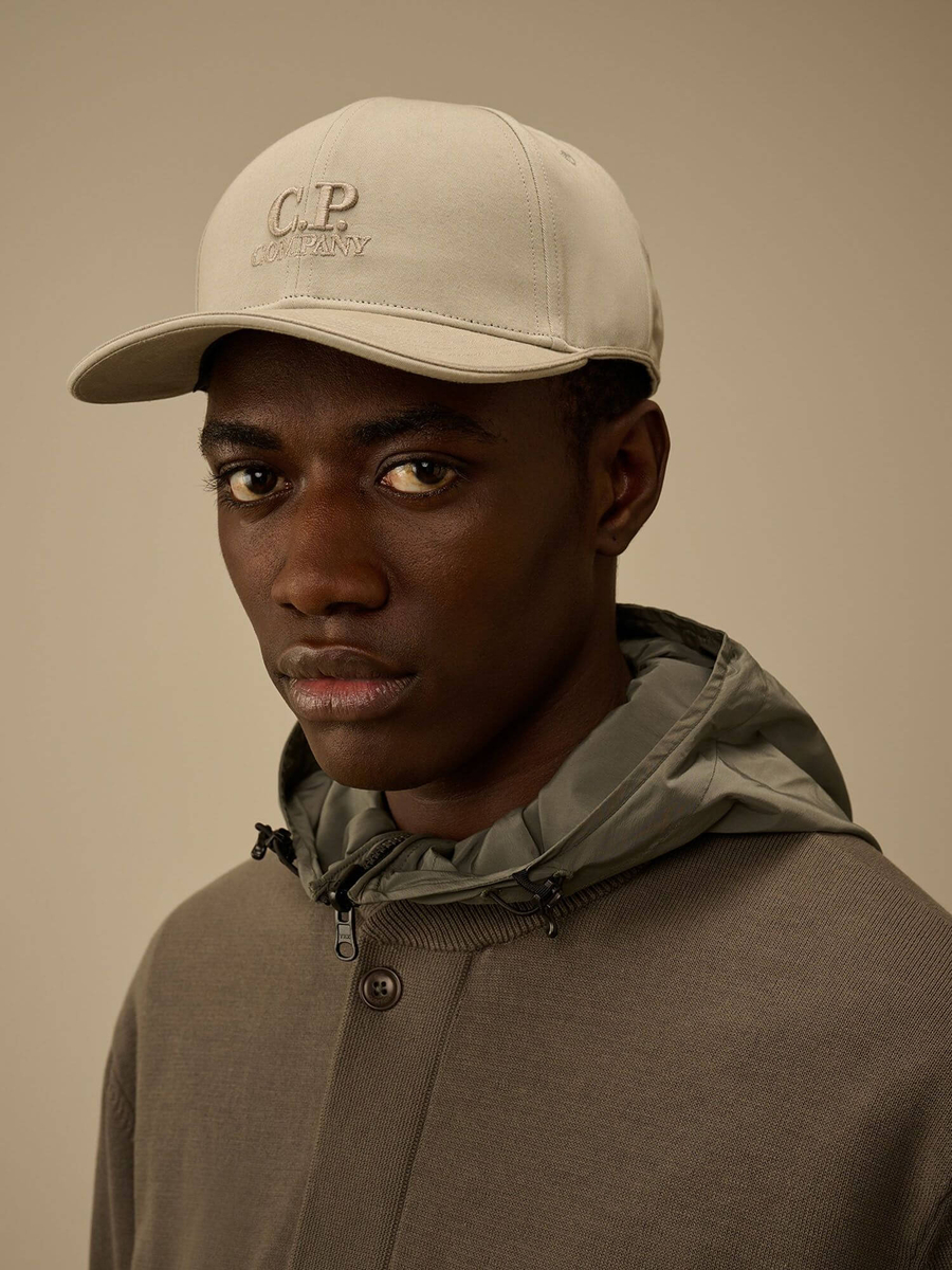 C.P. COMPANY — Кепка Gabardine Logo Cap Dove Grey