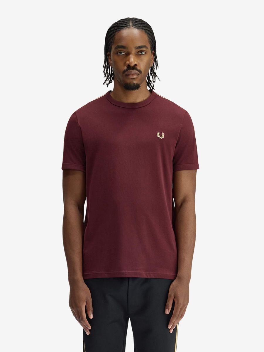 FRED PERRY — Футболка Contrast Tape Ringer Oxblood