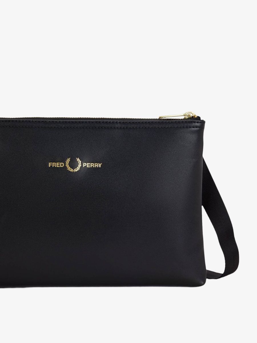 FRED PERRY — Сумка Smooth Leather Sacoche Black
