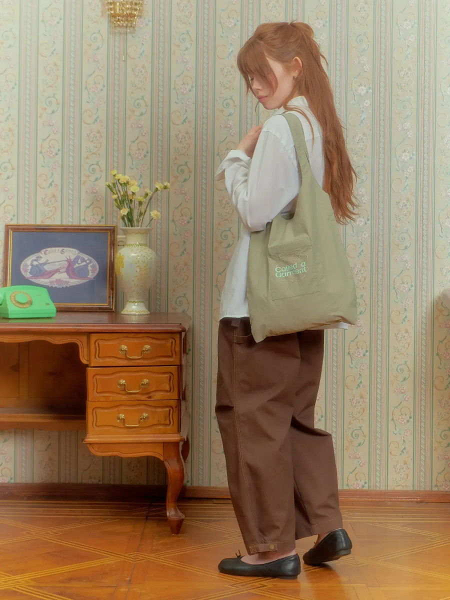 CALLED A GARMENT — Шопер Autre Tote Bag Пыльно-оливковый