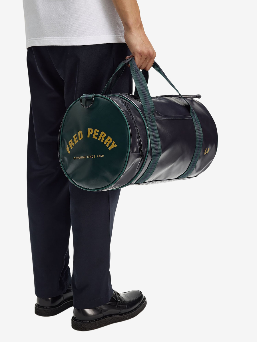FRED PERRY — Сумка Classic Barrel Bag Navy/Grassroots