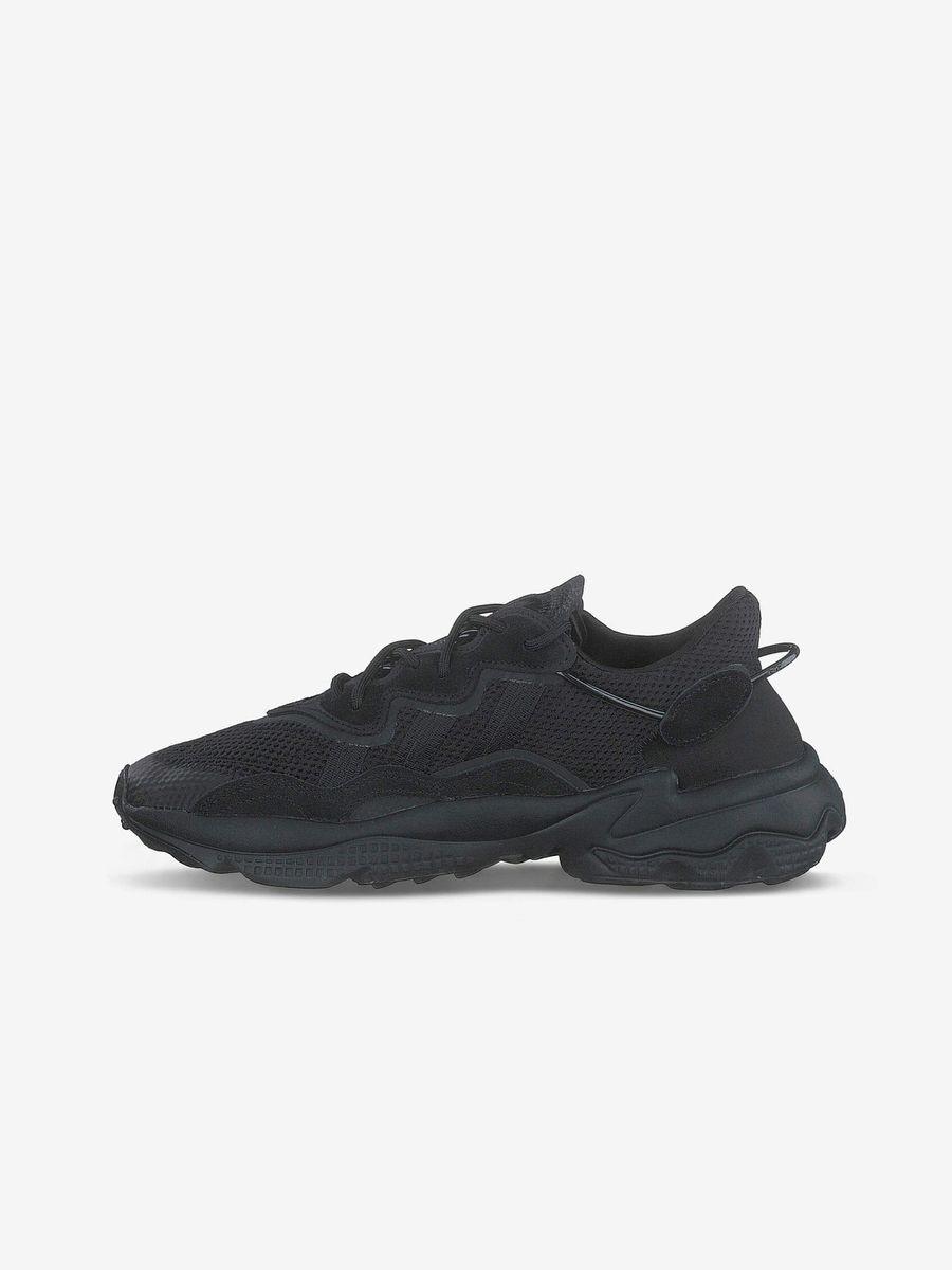 ADIDAS ORIGINALS — Ozweego Core Black/ Grey Five