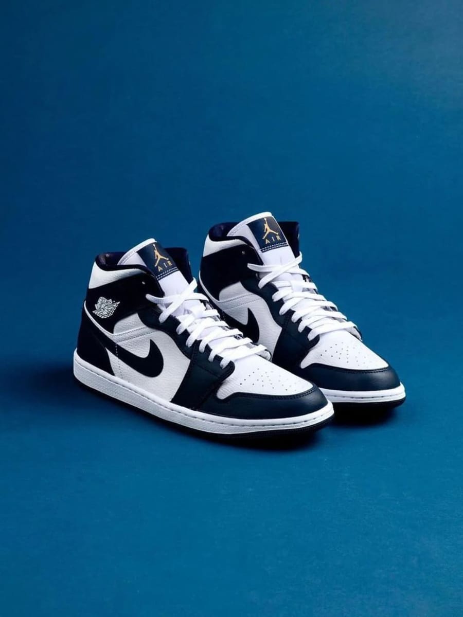NIKE — Кроссовки Air Jordan 1 Mid White Metallic/Obsidian
