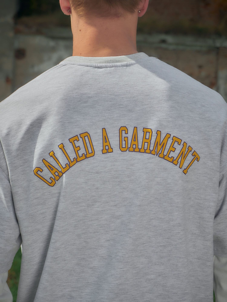CALLED A GARMENT — Футболка Iris College Серый Меланж