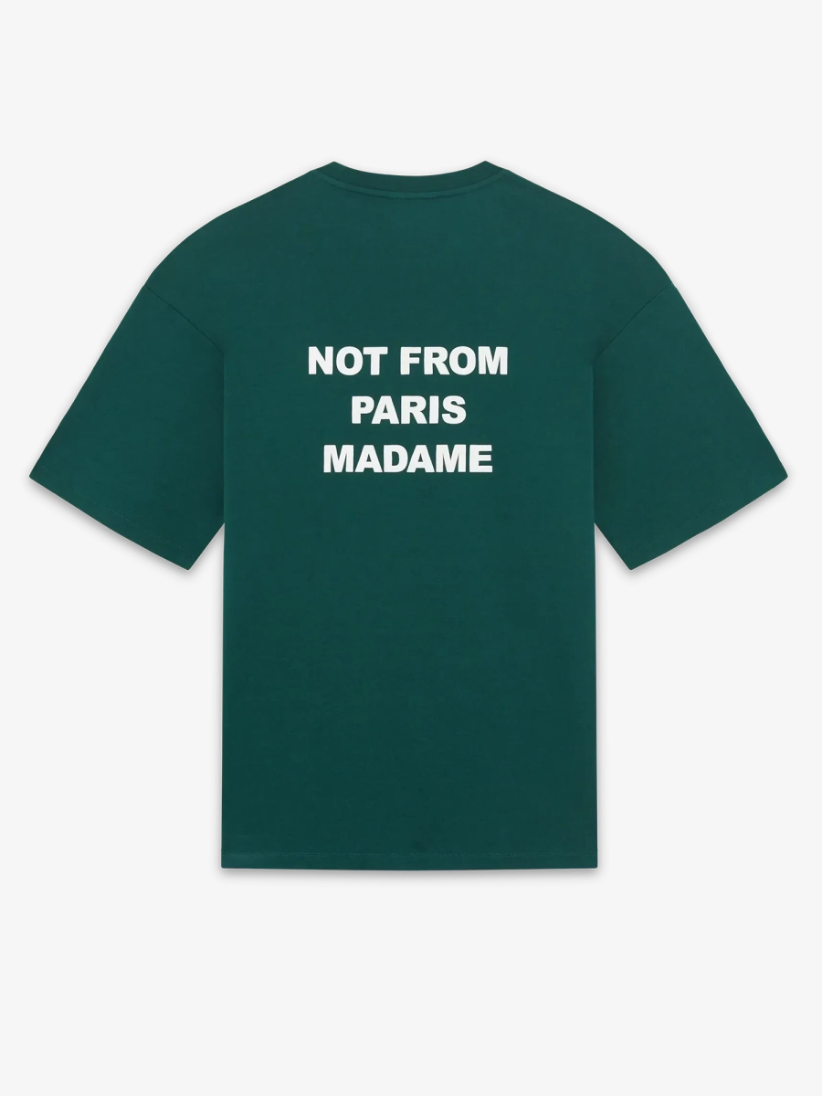 DRÔLE DE MONSIEUR — Футболка Bold Slogan Tee Dark Green