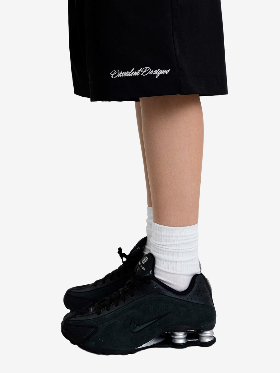 DISSIDENT — Шорты Graduate Wide Shorts in Black