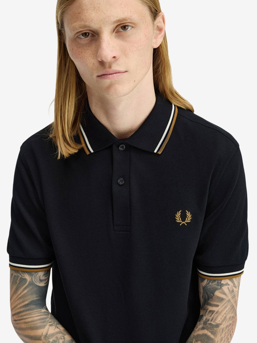 FRED PERRY — Футболка Поло Twin Tipped Polo Black/Ecru/Dark Caramel