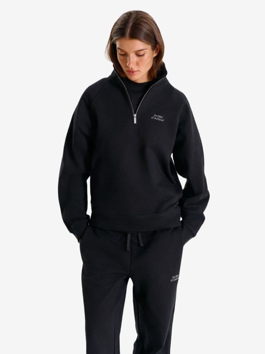 BRÛLER D’AMOUR — Свитшот Half-Zip Logo de Base 01 Black