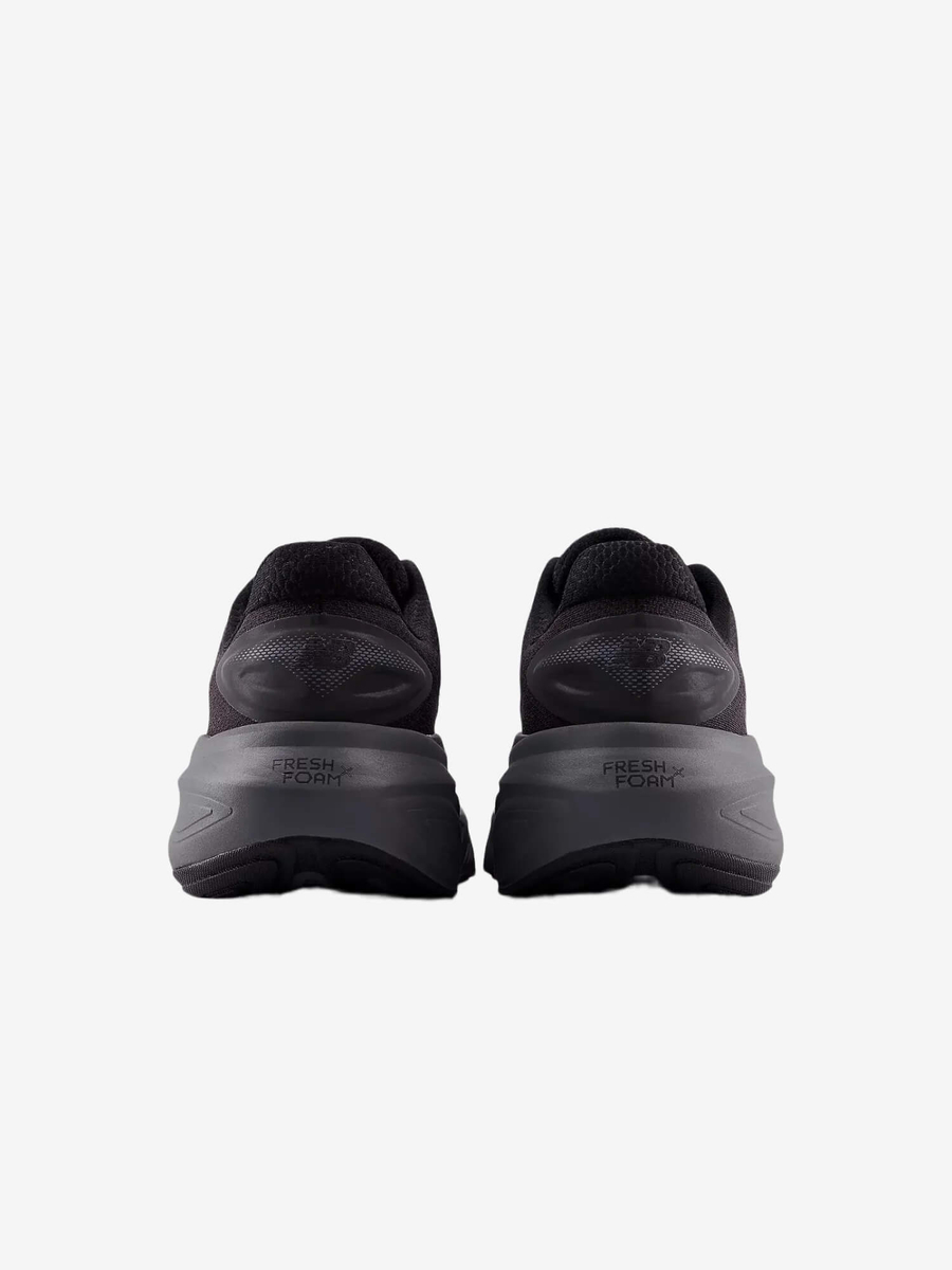 NEW BALANCE — Кроссовки Fresh Foam x More v6 Black
