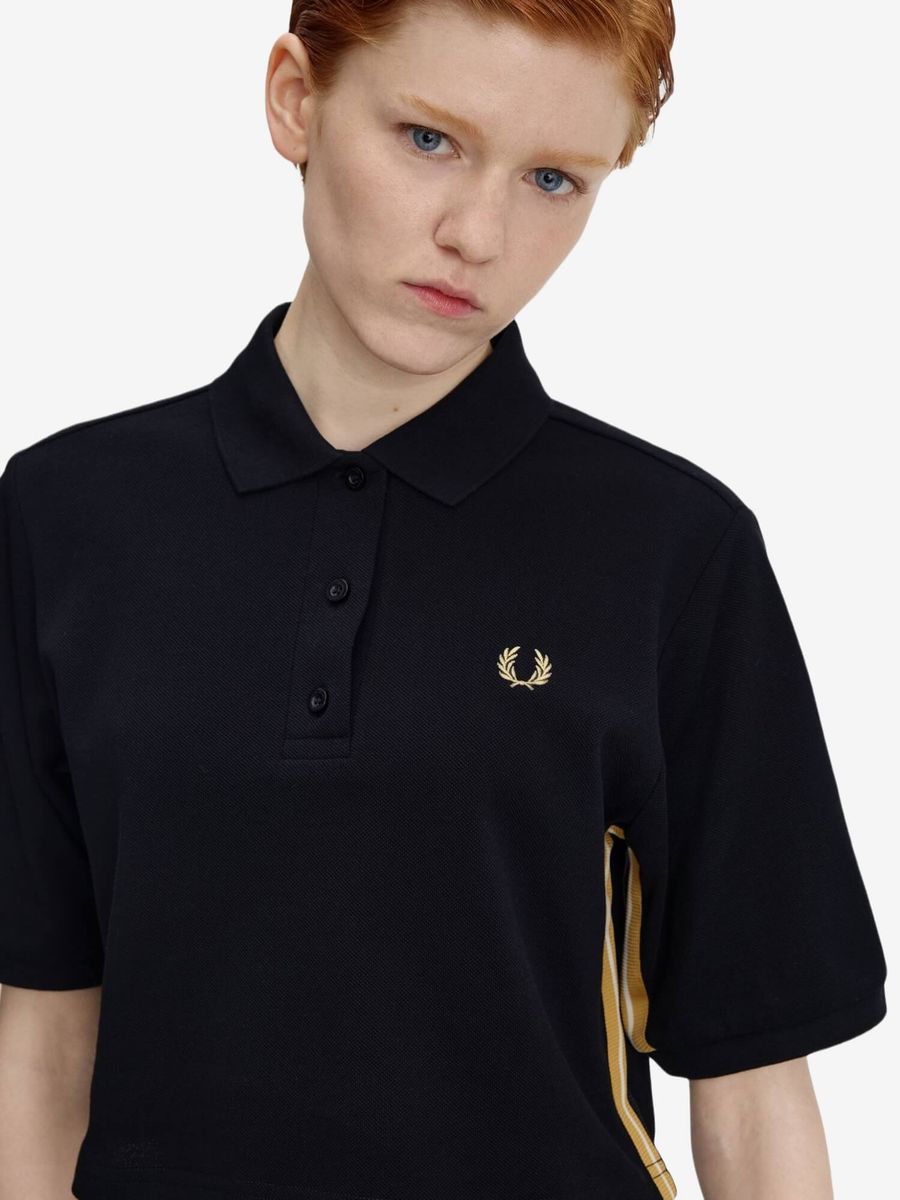 FRED PERRY — Поло укороченное W Stripe Tape Polo Shirt Black/Champagne