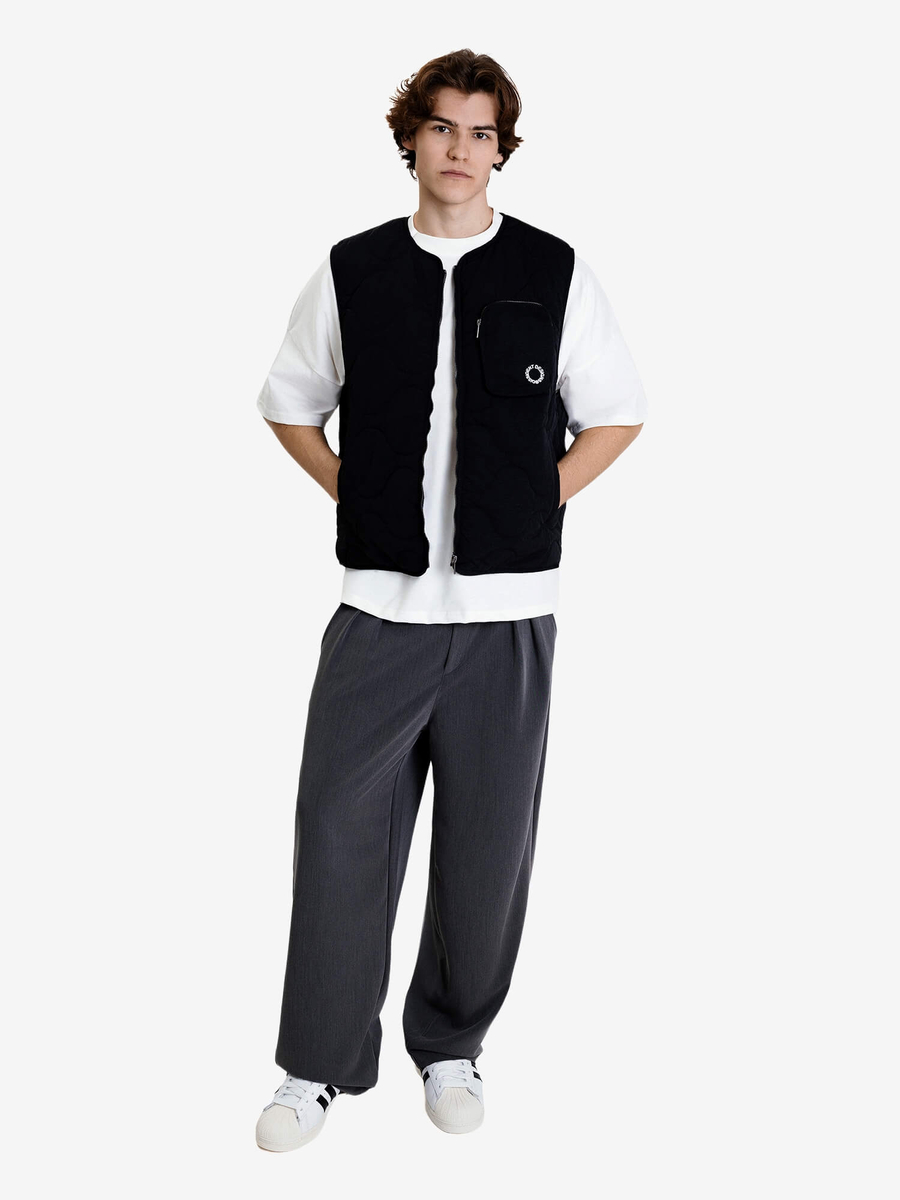 DISSIDENT — Жилетка Quilted Marble Vest in Black