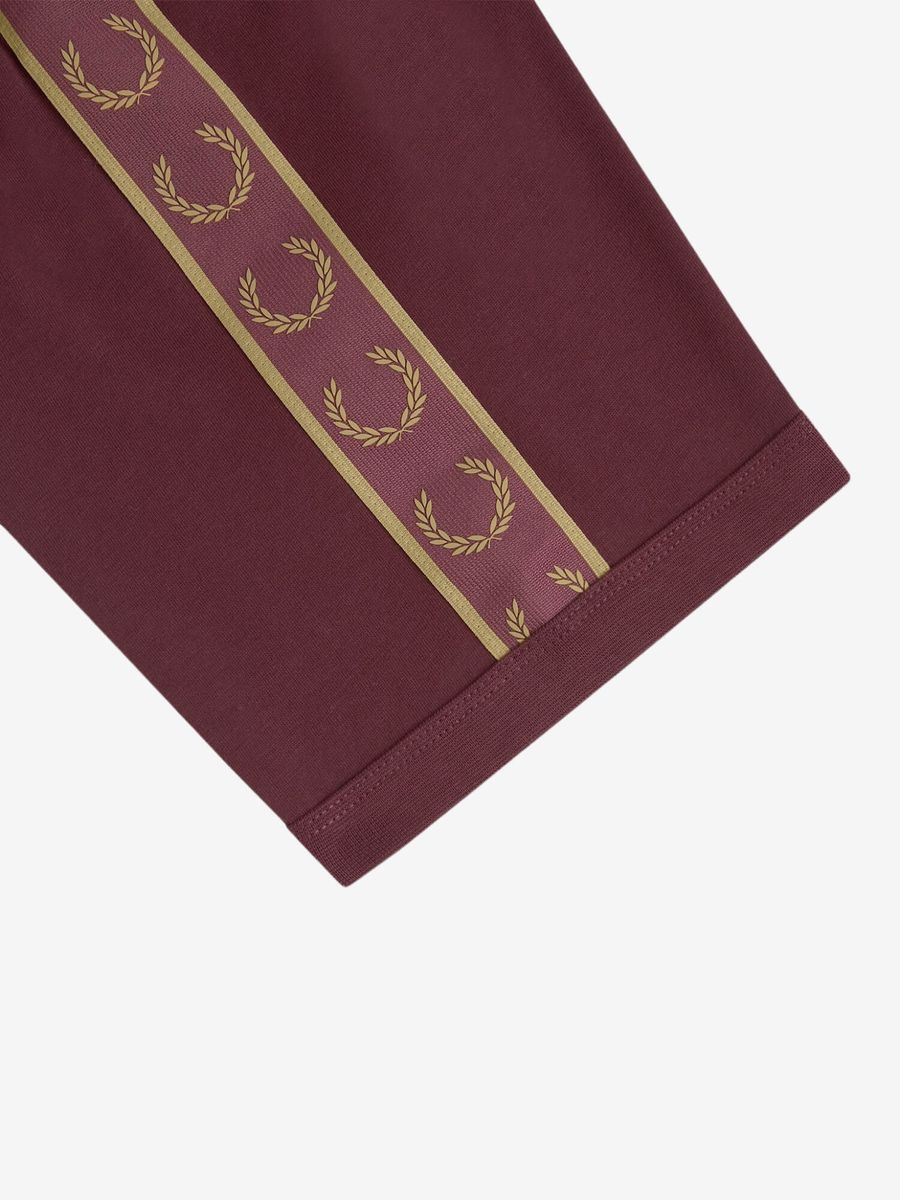 FRED PERRY — Футболка Contrast Tape Ringer Oxblood
