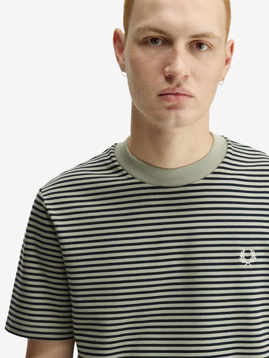 FRED PERRY — Футболка Вязанная Fine Stripe Heavywieght Seagrass
