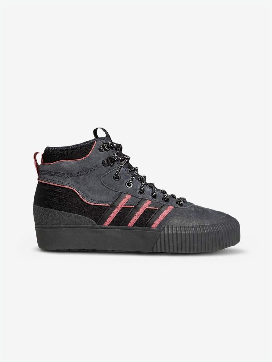 ADIDAS ORIGINALS — Akando ATR Boots Core Black/Red/Carbon