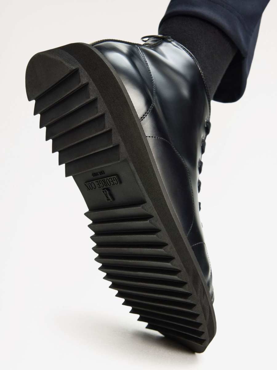 FRED PERRY — Ботинки George Cox Leather Monkey Boot Black