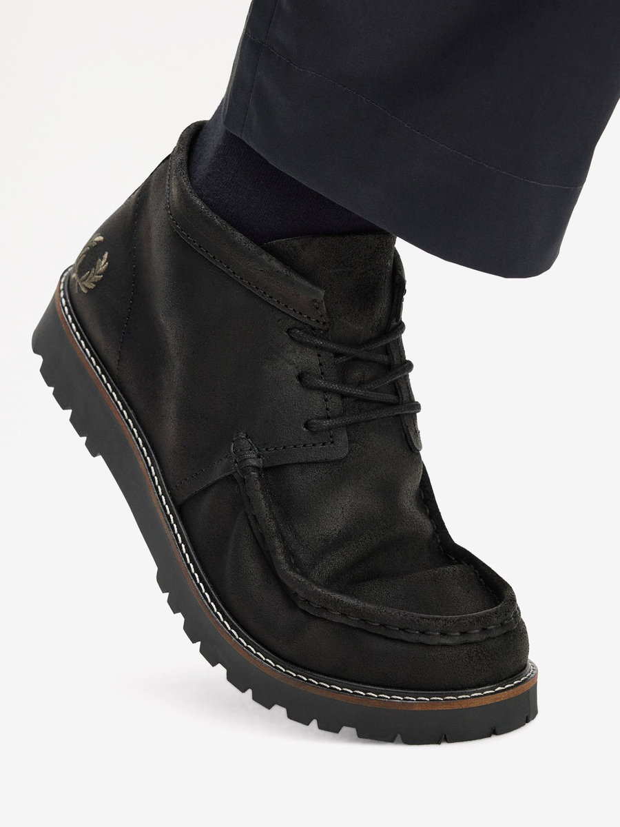 FRED PERRY — Ботинки Waxed Suede Kenny Boot Black