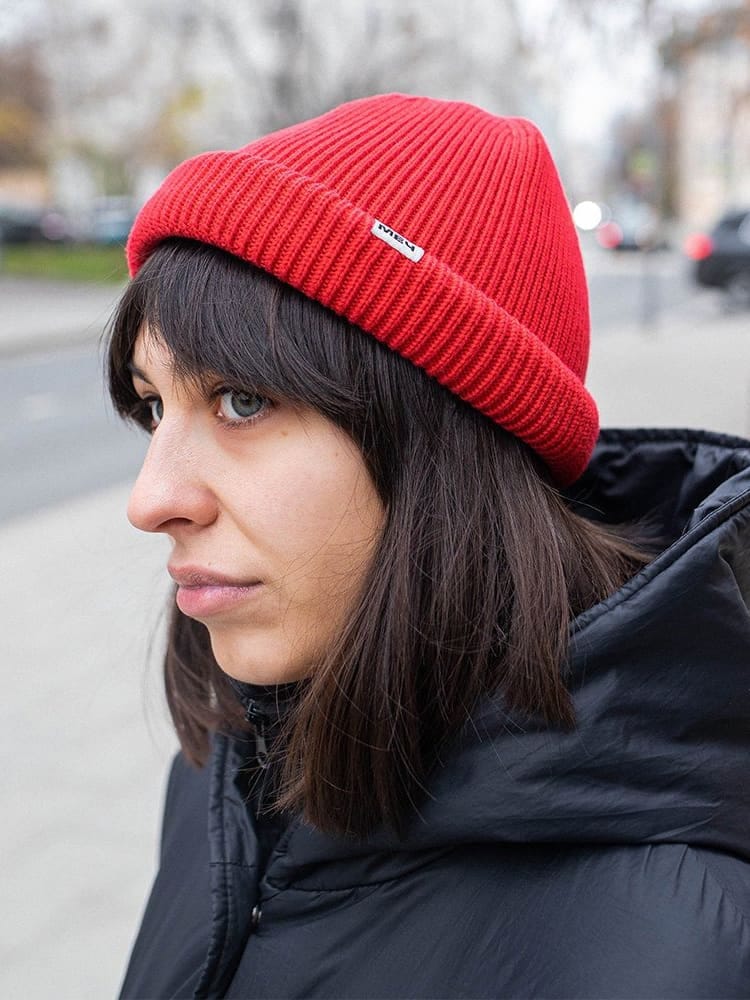 МЕЧ — Шапка Knit Short Red