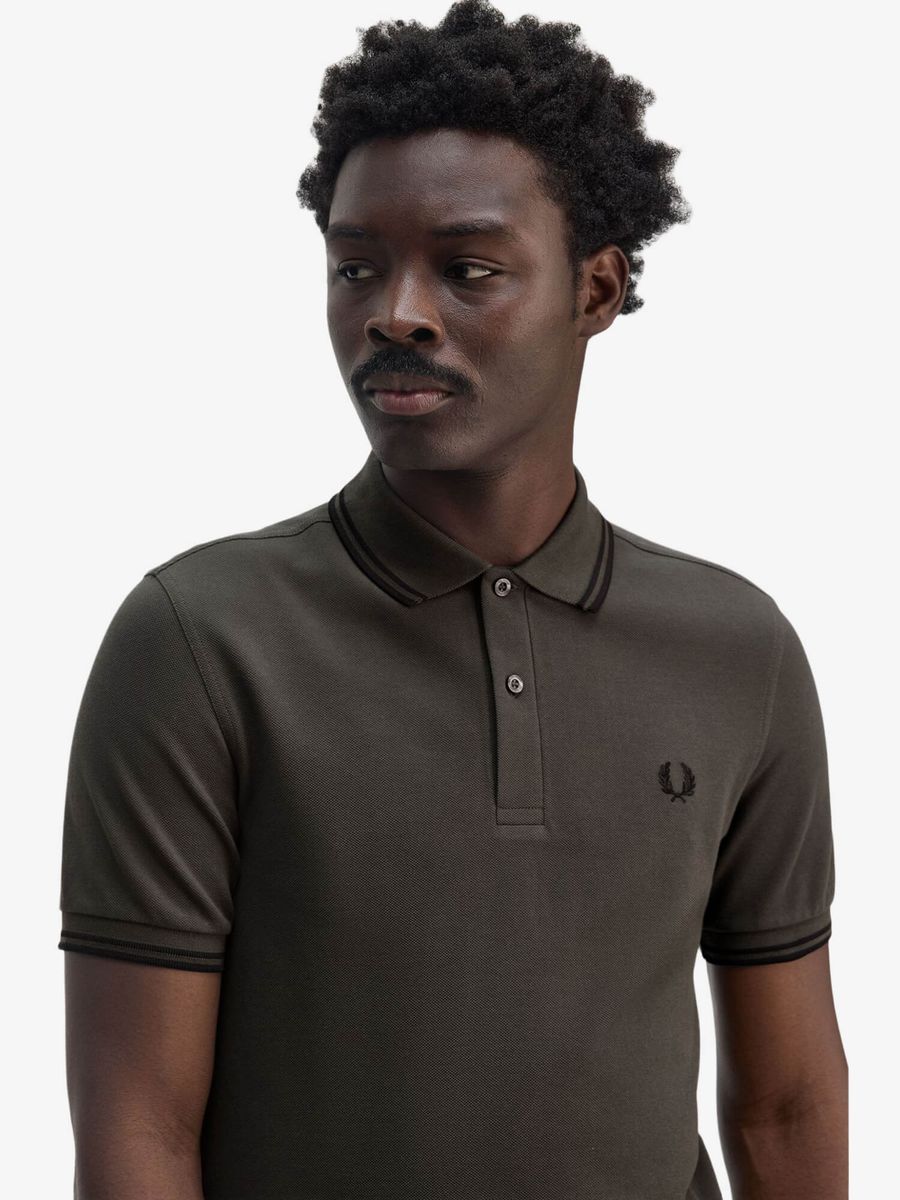 FRED PERRY — Футболка Поло Twin Tipped Polo Field Green