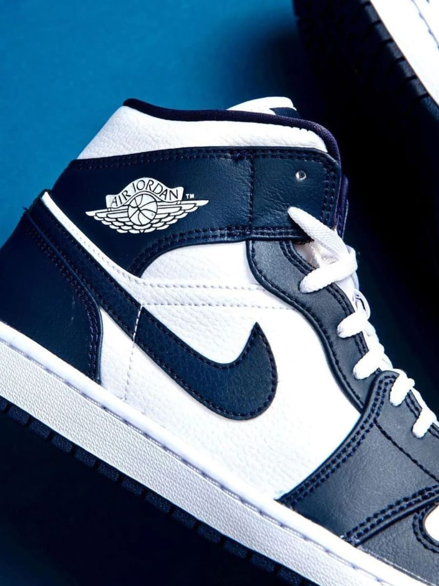 NIKE — Кроссовки Air Jordan 1 Mid White Metallic/Obsidian