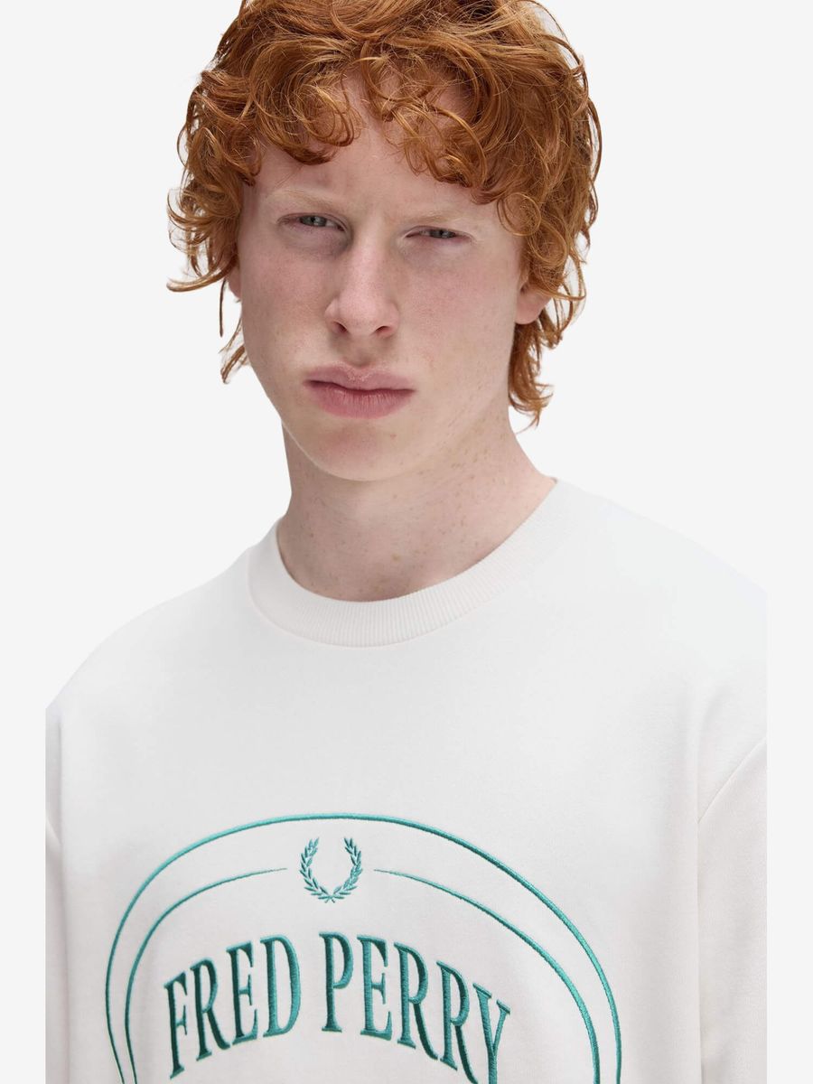 FRED PERRY — Свишот Chosen By Champions Sweatshirt Snow White