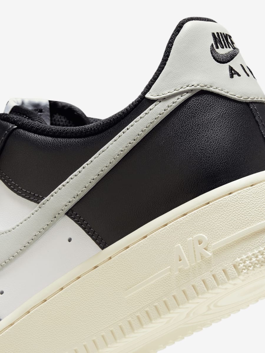 NIKE — Кроссовки Air Force 1 '07 Low Black/White Coconut Milk