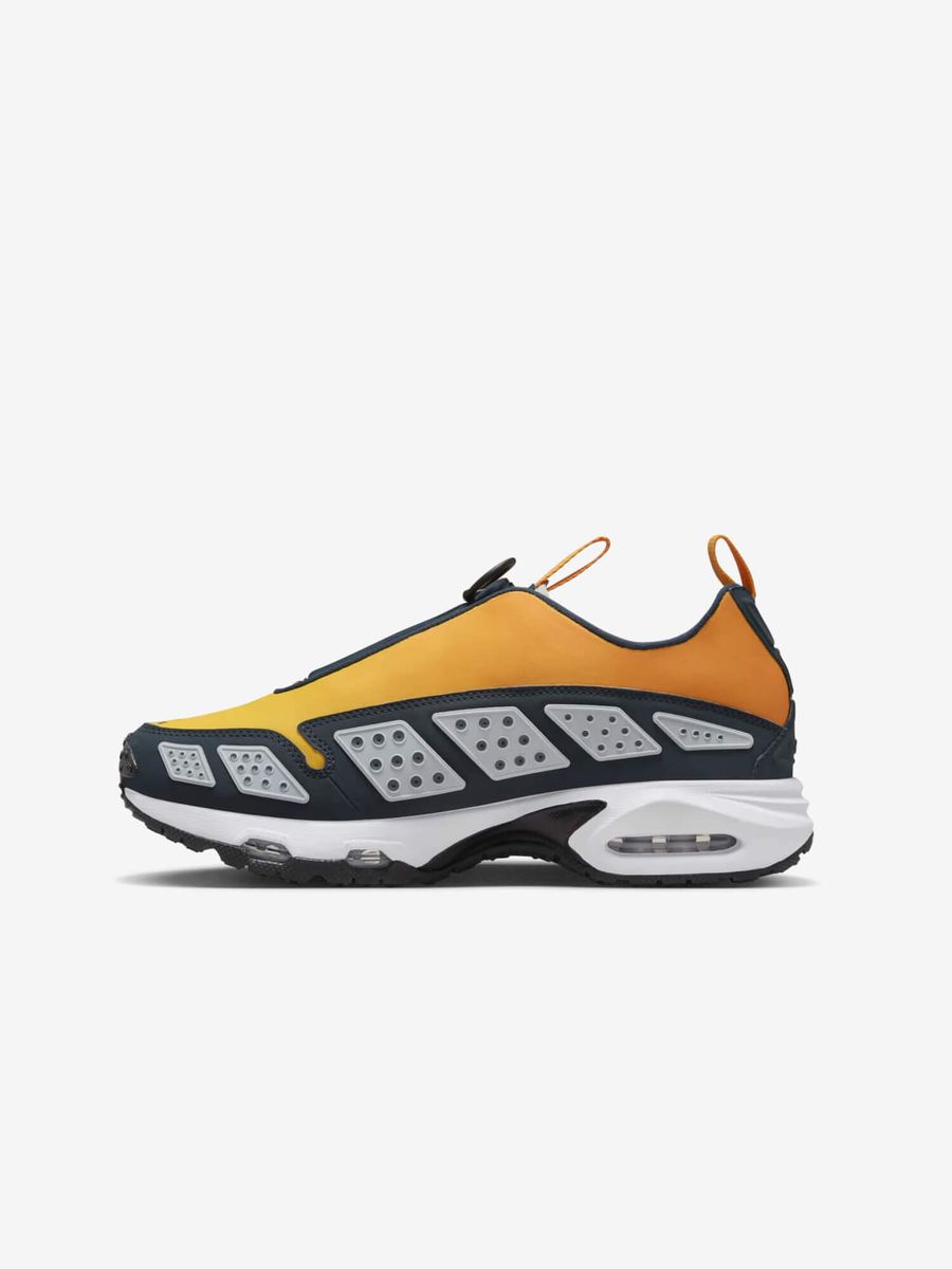 NIKE — Кроссовки Air Max SNDR Canyon Gold/Deep Ocean