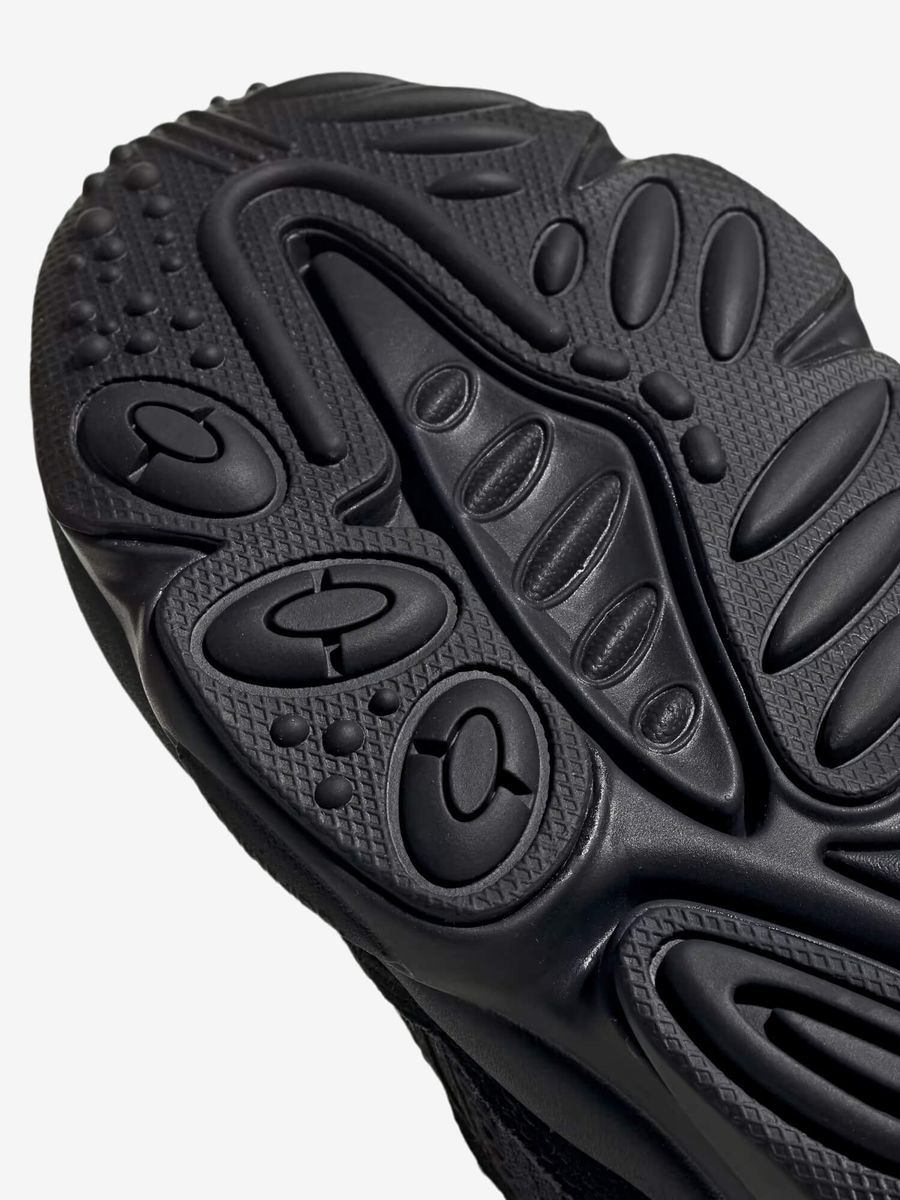 ADIDAS ORIGINALS — Ozweego Core Black/ Grey Five
