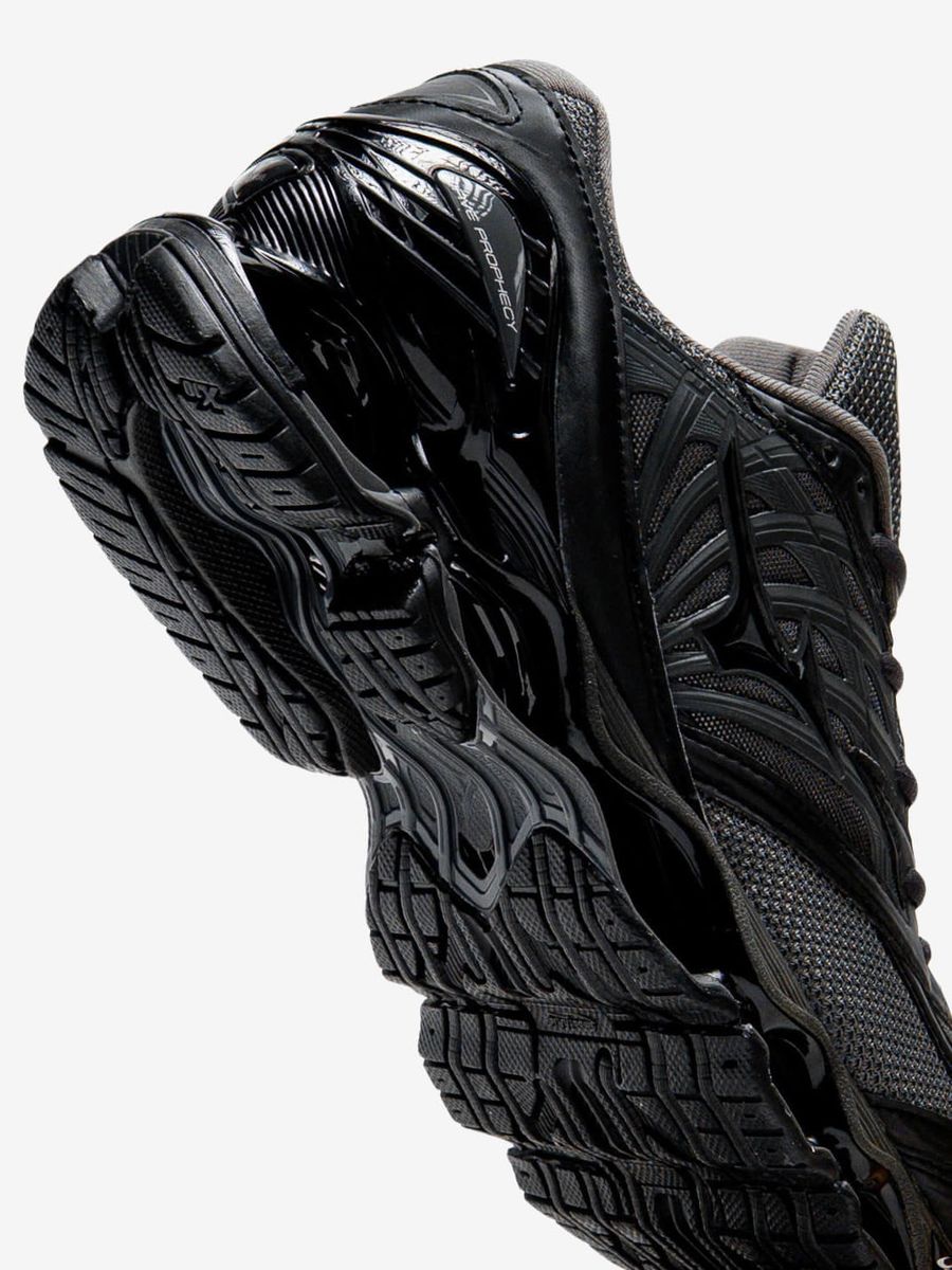 MIZUNO — Кроссовки Wave Prophecy LS Iron Gate/Black/Black Sand
