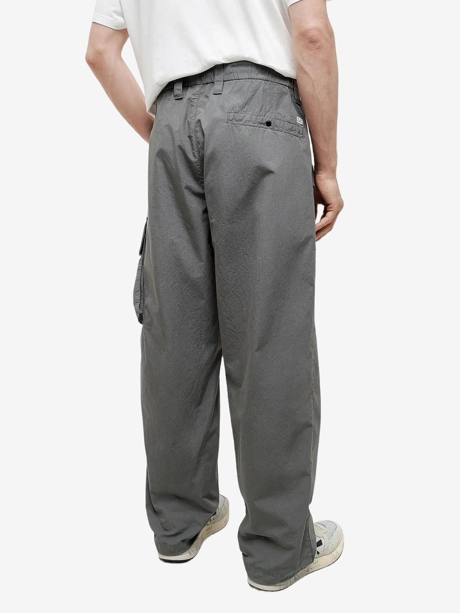 C.P. COMPANY — Штаны Cotton Rip-Stop Boxy Lens Cargo Pants Gunmetal