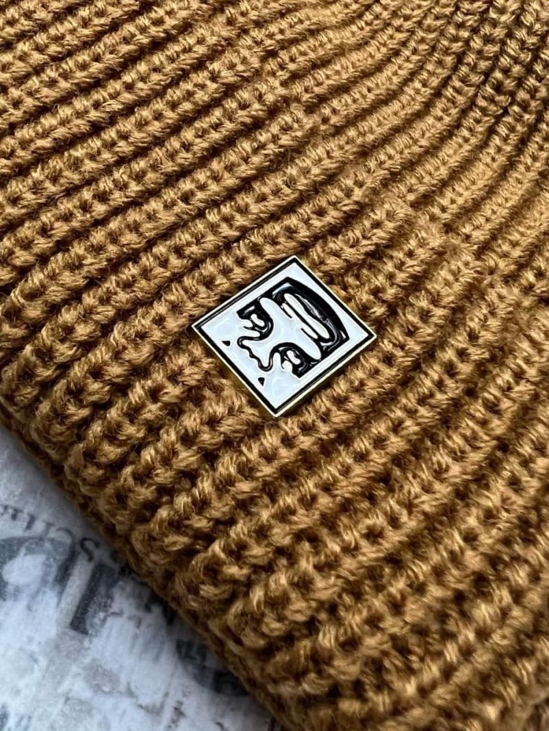 OBEY — Шапка Мicro Satin Brass