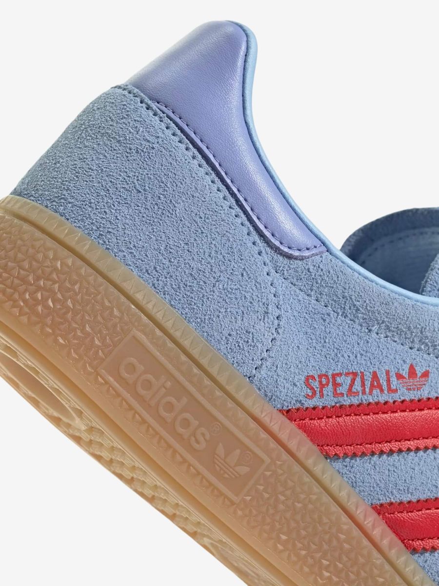 ADIDAS ORIGINALS — Кроссовки Handball Spezial Glow Blue/Red/Gum