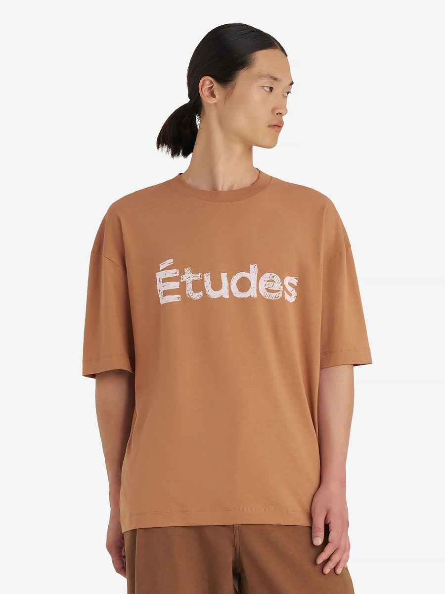 ÉTUDES STUDIO — Футболка Relax T-Shirt Etudes Camel