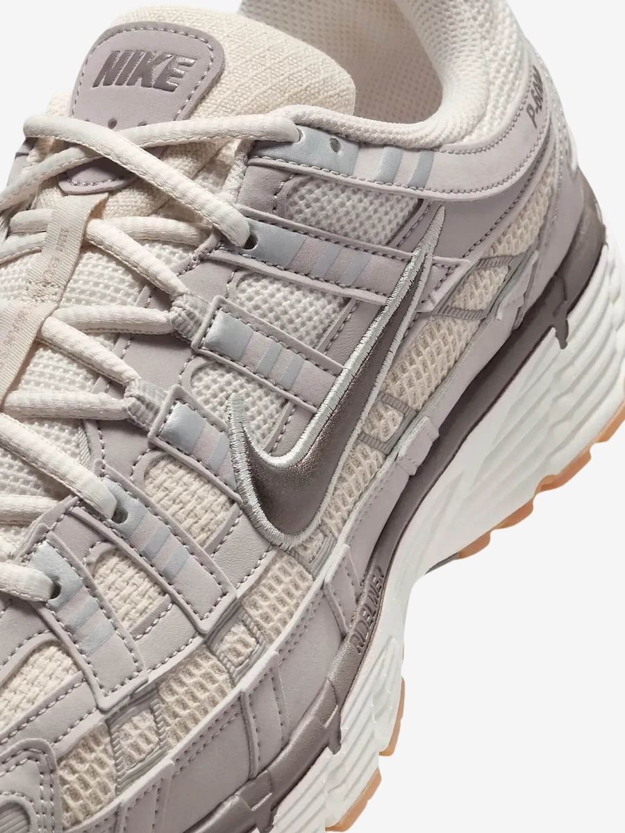 NIKE — Кроссовки P6000 SE College Grey/Cave Stone/Brown