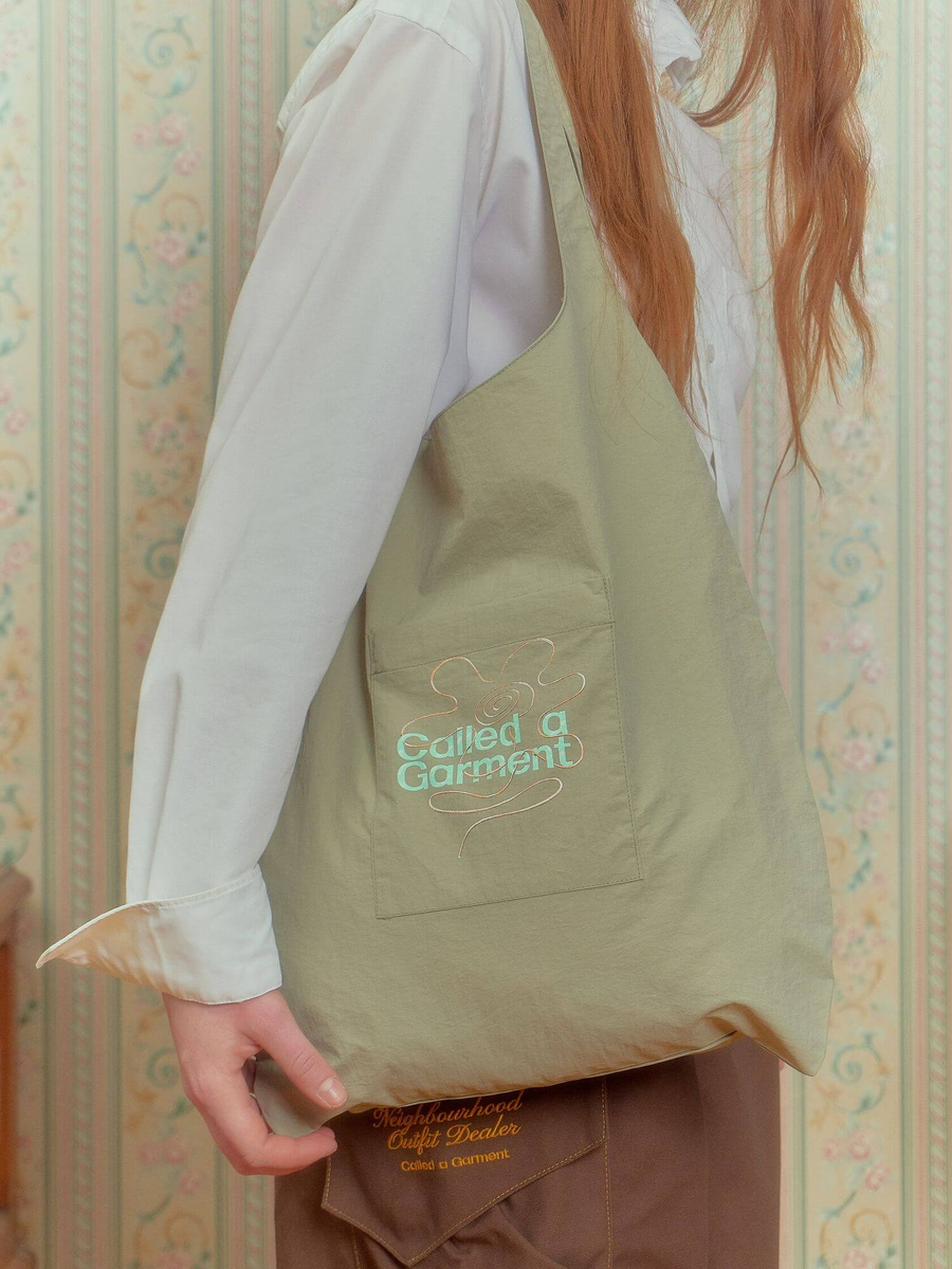 CALLED A GARMENT — Шопер Autre Tote Bag Пыльно-оливковый