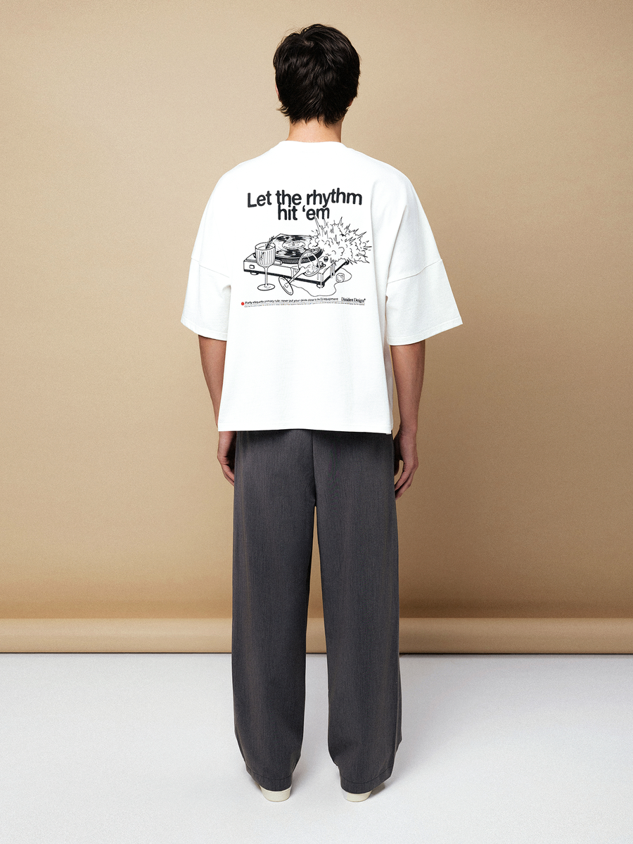 DISSIDENT — Футболка Rhythm Oversized Tee in Milk