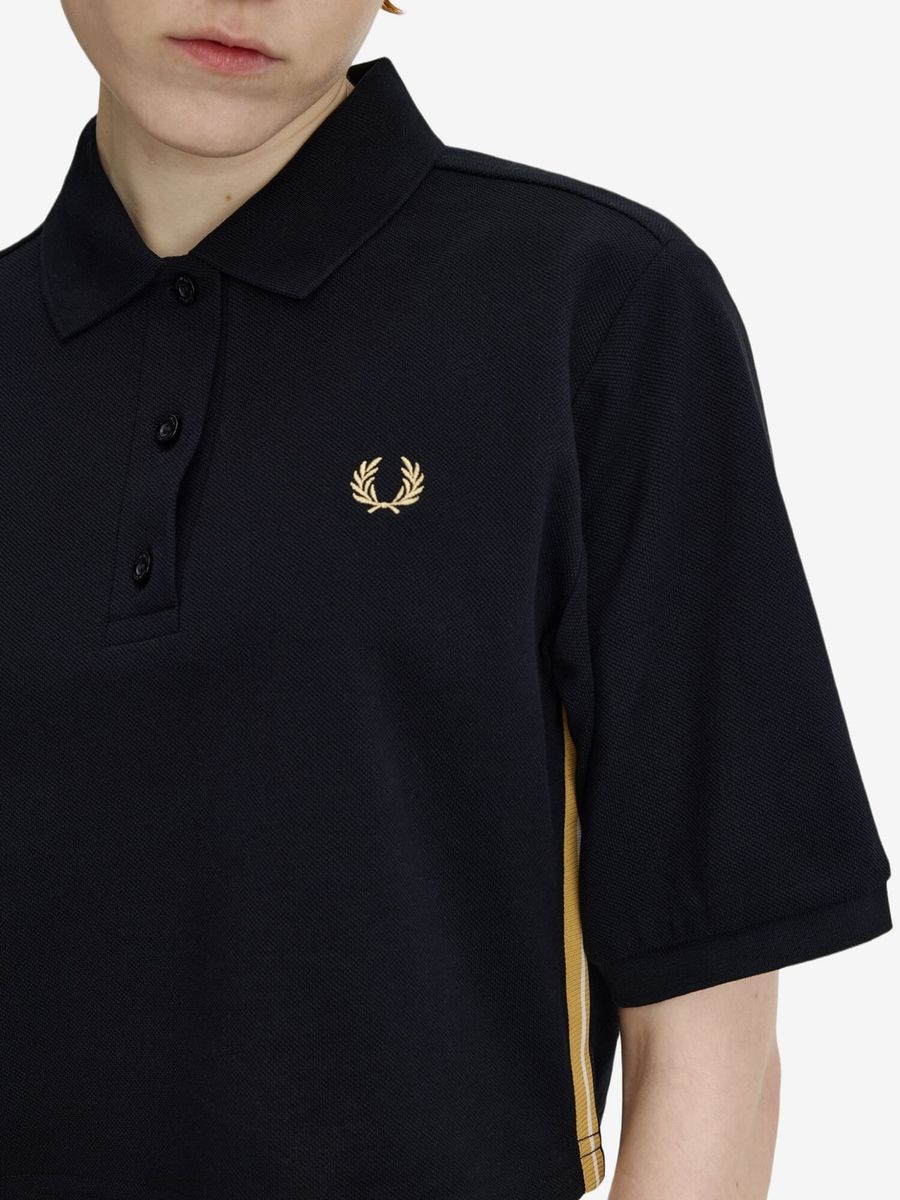 FRED PERRY — Поло укороченное W Stripe Tape Polo Shirt Black/Champagne