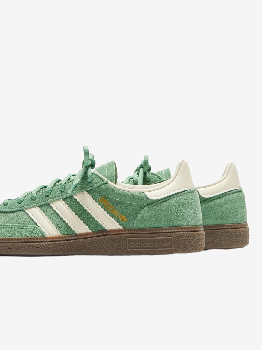 ADIDAS ORIGINALS — Handball Spezial Preloved Green/Cream White