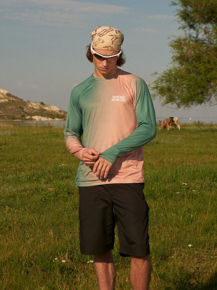 CALLED A GARMENT — Шорты Tourist черный