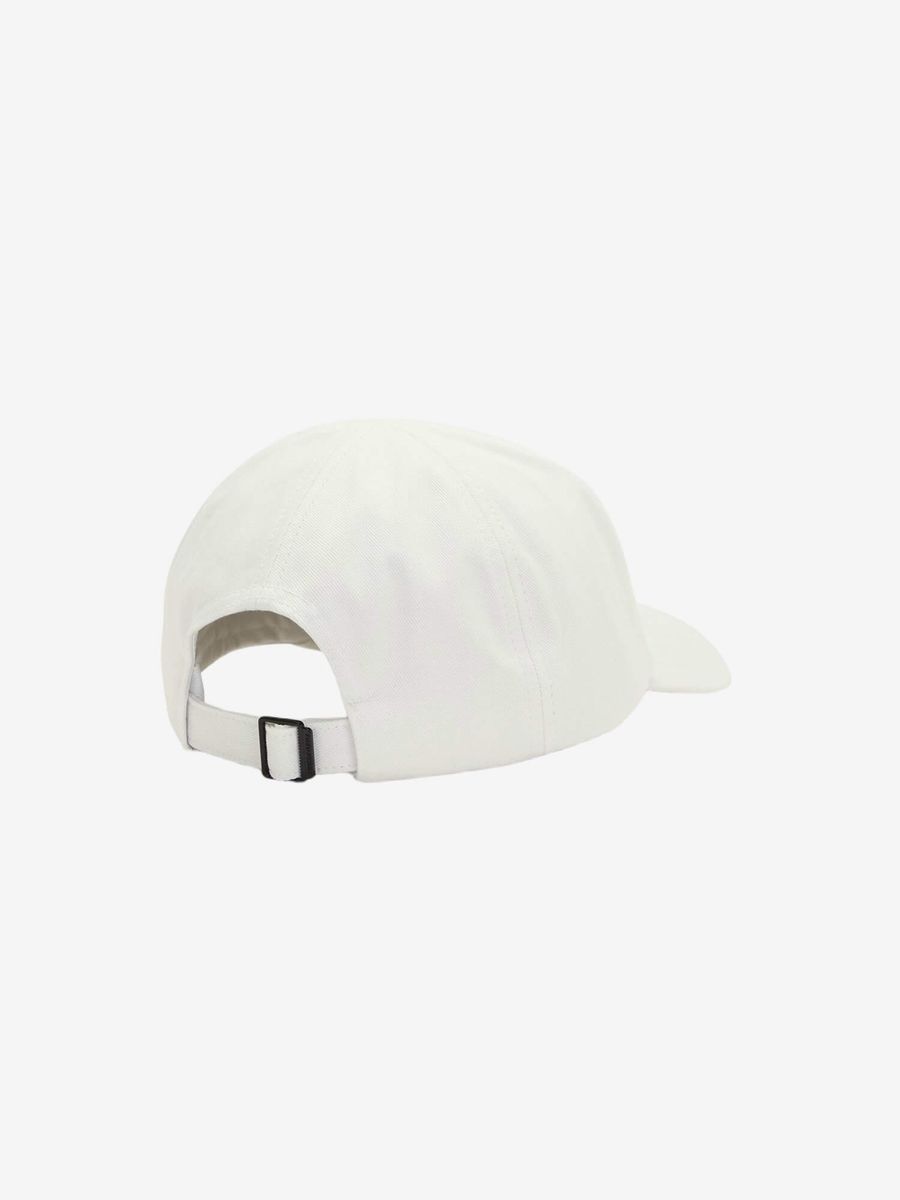 FRED PERRY — Кепка Embroidered Twill Cap Snow White