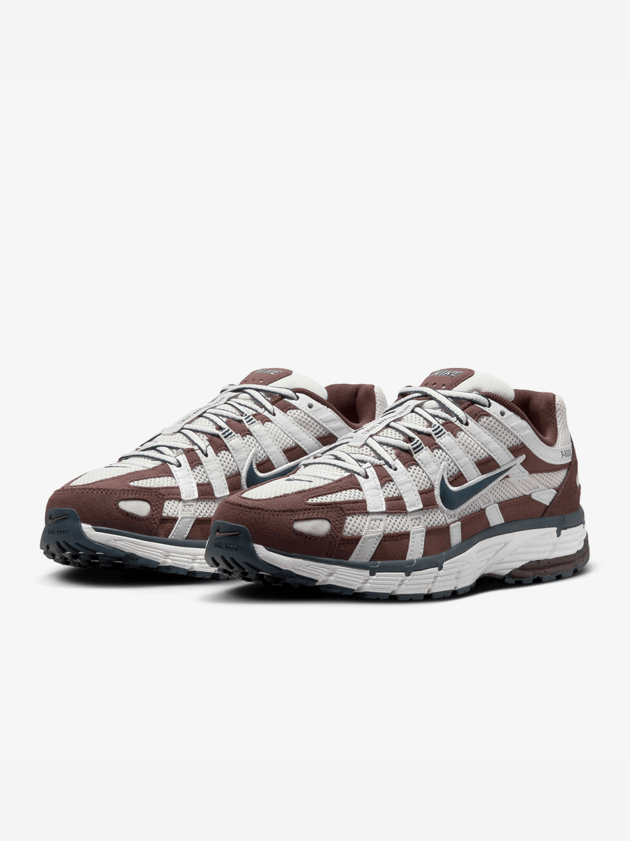 NIKE — Кроссовки P6000 Baroque Brown/Metallic Summit White