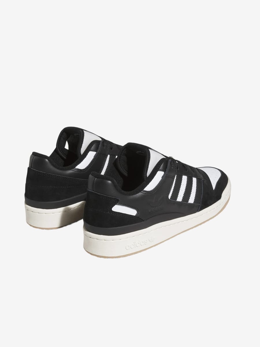 ADIDAS ORIGINALS — Forum Low CL Core Black/Cloud White