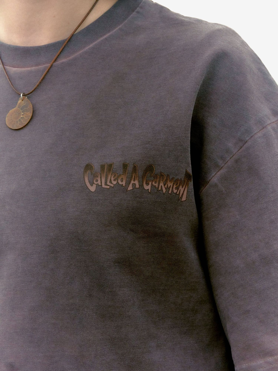 CALLED A GARMENT — Футболка Stout Brown Dyed