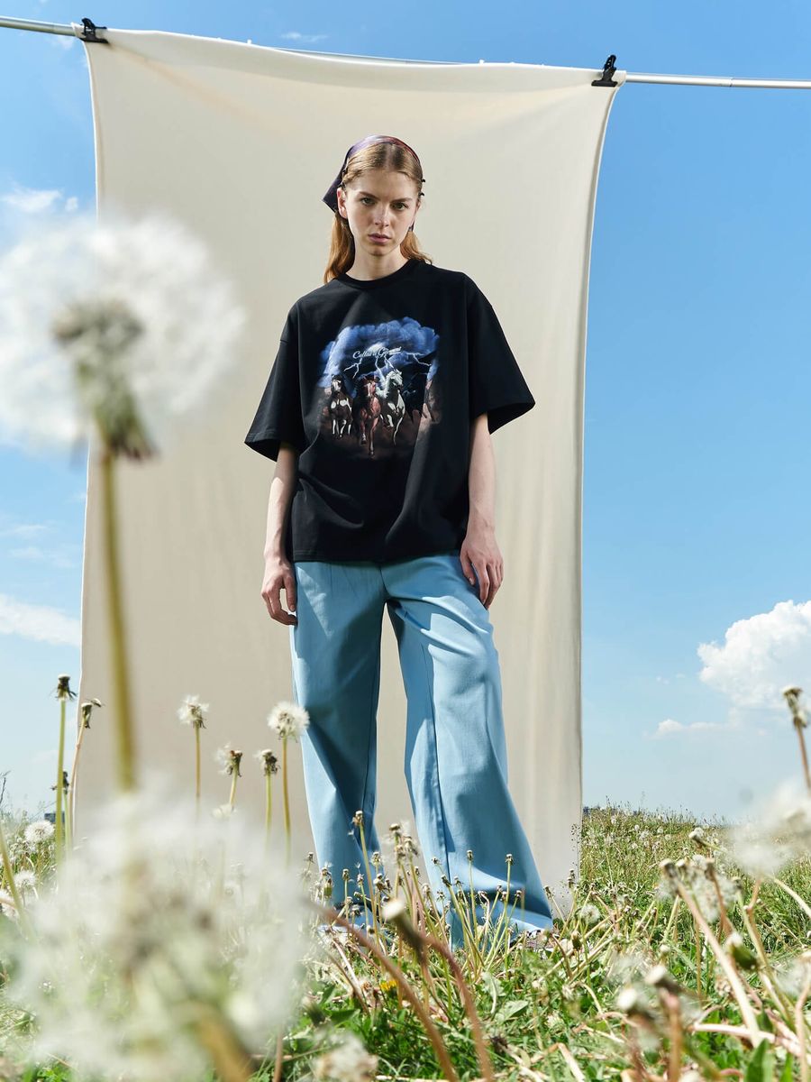 CALLED A GARMENT — Футболка Horses Peach Effect Черный