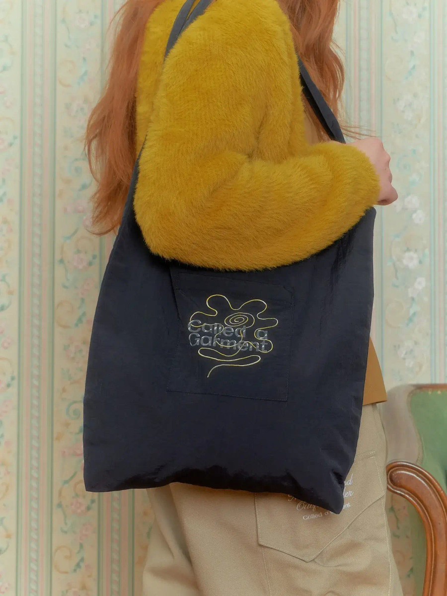 CALLED A GARMENT — Шопер Autre Tote Bag Черный