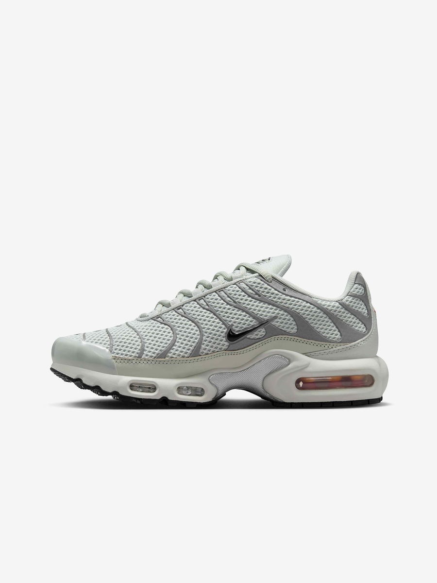 NIKE — Кроссовки Air Max Plus Tn Light Silver/Black Chrome