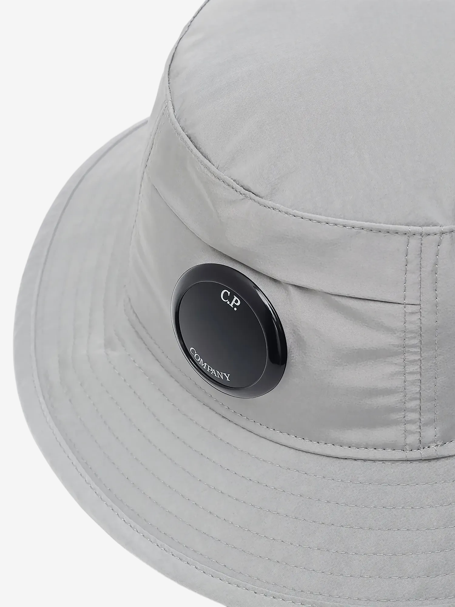 C.P. COMPANY — Панама Chrome-R Lens Bucket Hat Dove Grey