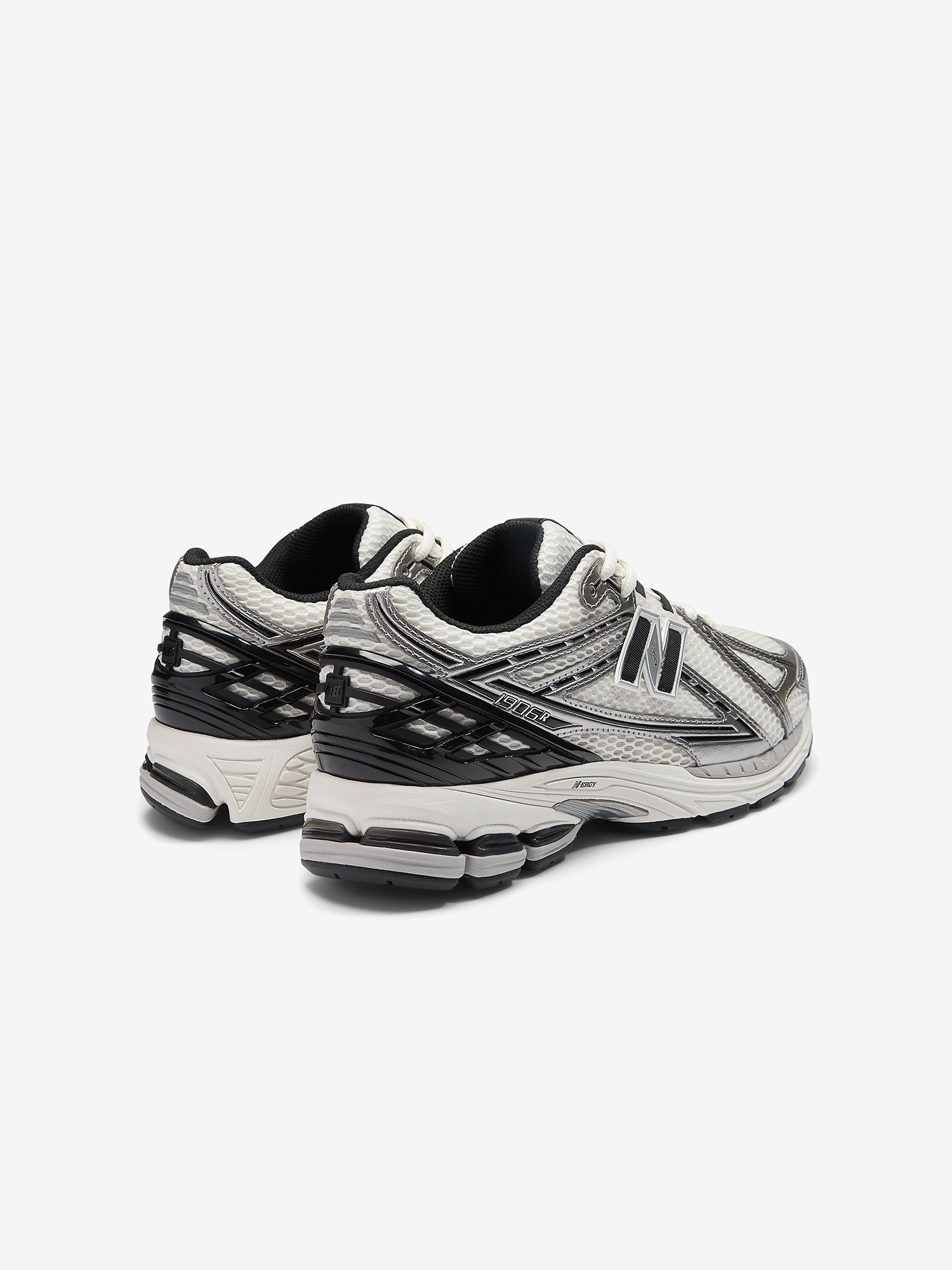 NEW BALANCE — Кроссовки 1906R Silver Metallic/White/Sea Salt